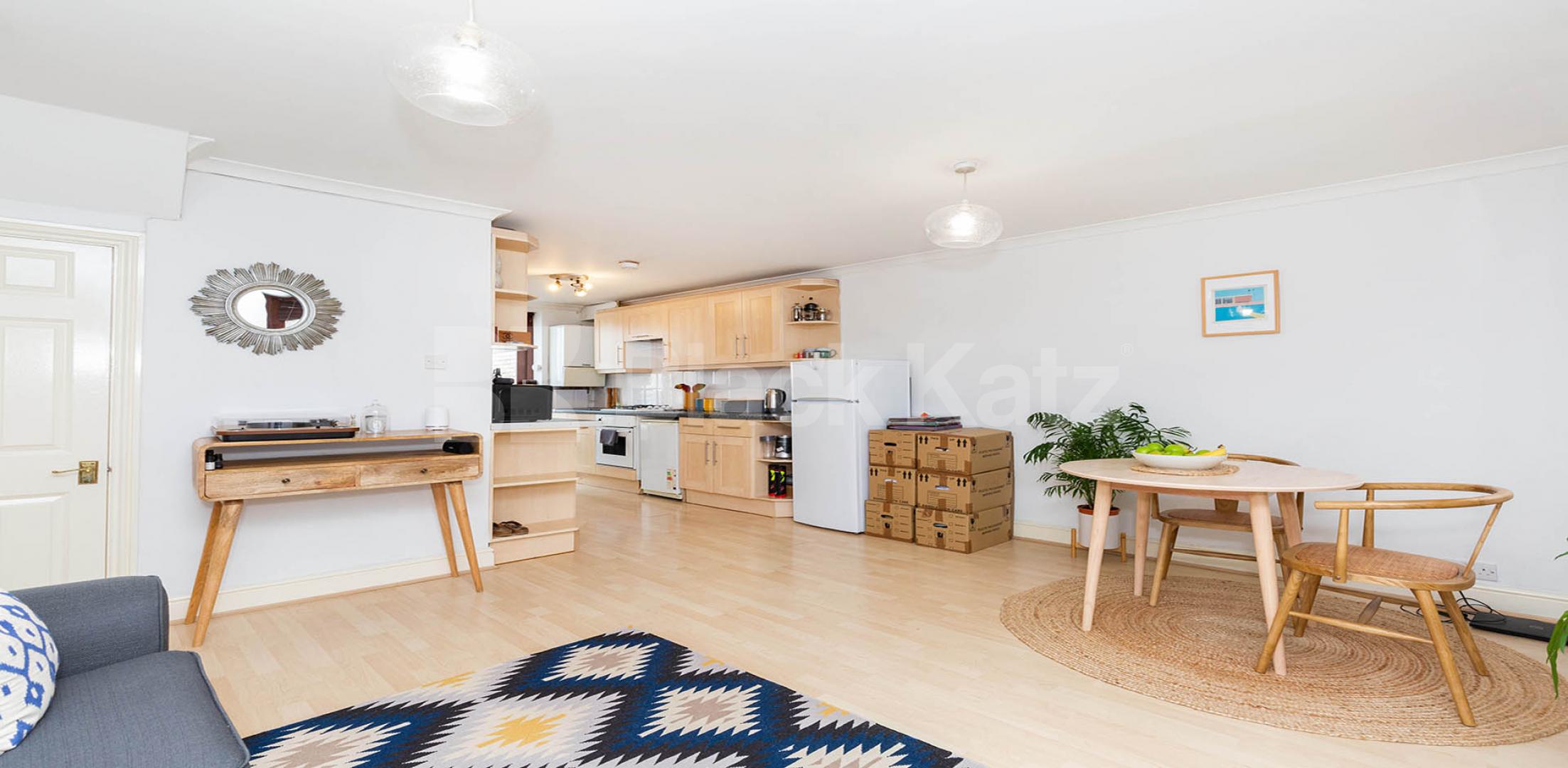 Situated in a prime location the property offers a sun trap roof terrace Swan Yard, Highbury & Islington 